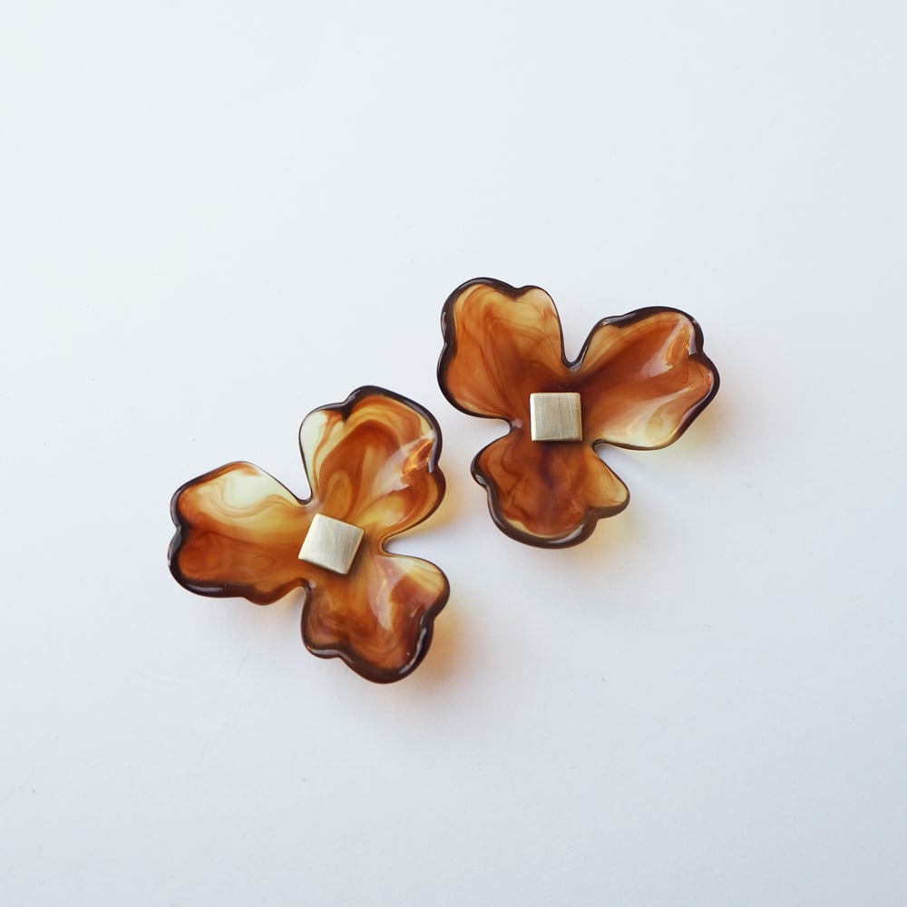 Image of *NEW* Maxi Bloom Earrings in Ochre