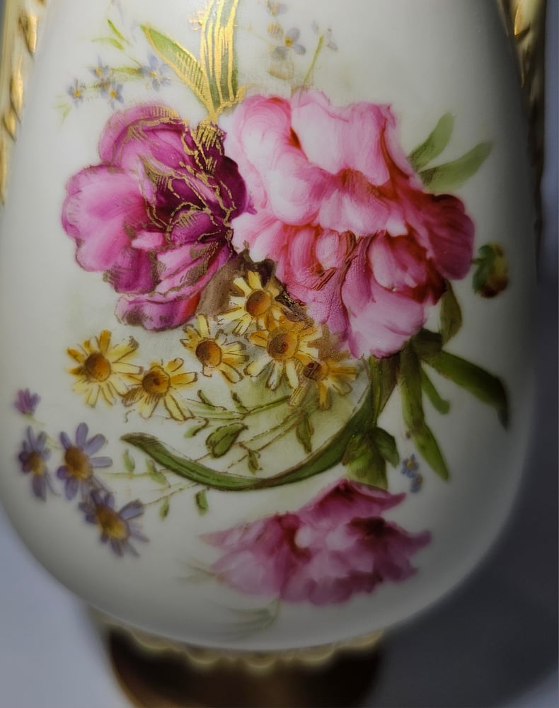 Image of Royal Worcester Vase decorated with flowers