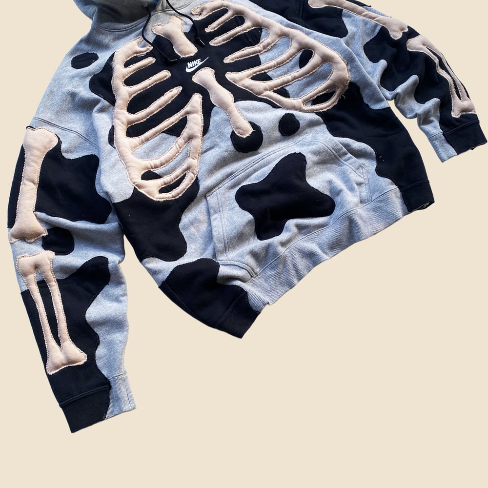 REWORKED NIKE CENTER FLOW 3D PUFF SKELETON HOODIE SIZE L