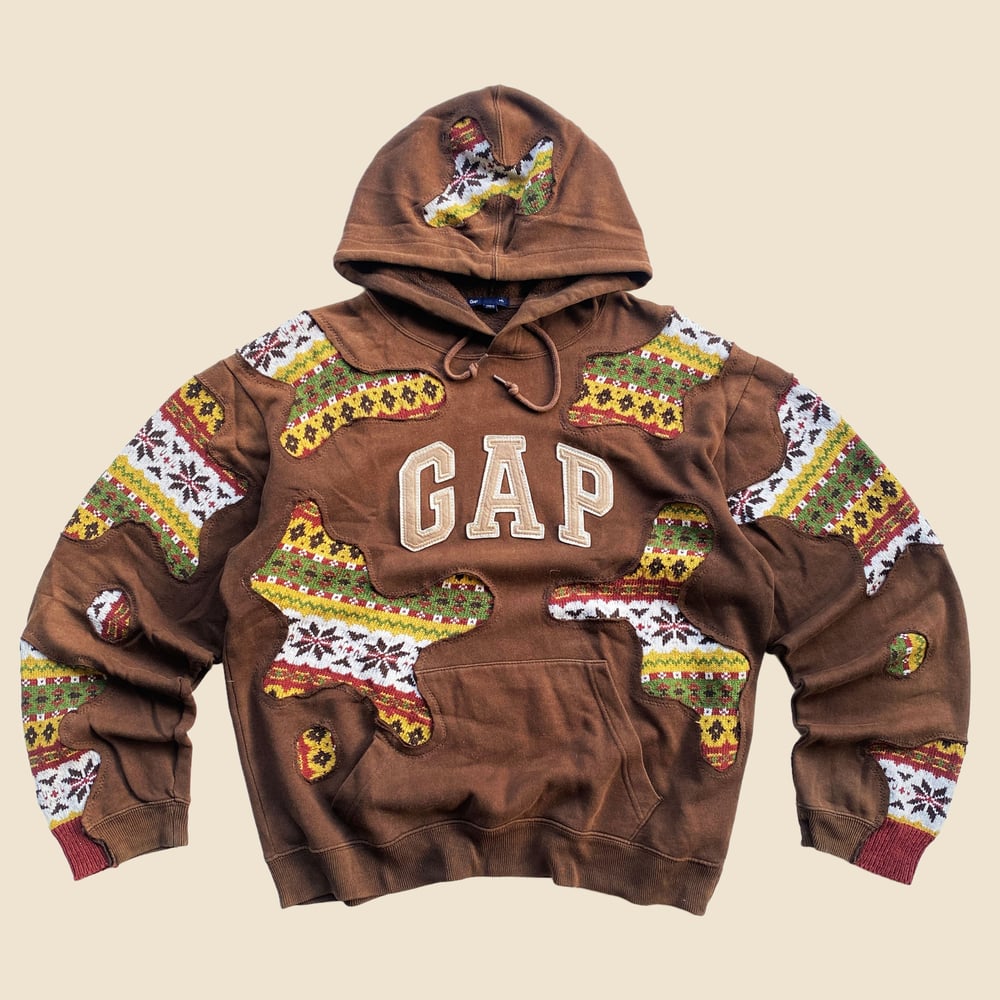 REWORKED BROWN GAP KNIT HOODIE SIZE M