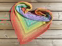 Image 3 of Shawl "Spring Reverie" in Rainbow Ombré