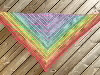 Image 5 of Shawl "Spring Reverie" in Rainbow Ombré