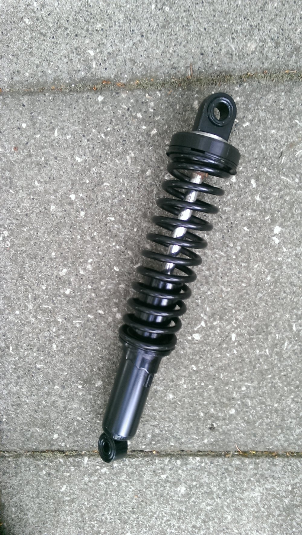 Kawasaki KZ550 Rear Shock Absorbers Cover