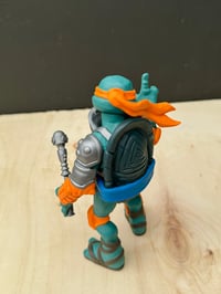 Image 4 of 001/001 SERPENT MIKE AT ARMS RESIN ART TOY