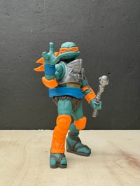 Image 2 of 001/001 SERPENT MIKE AT ARMS RESIN ART TOY