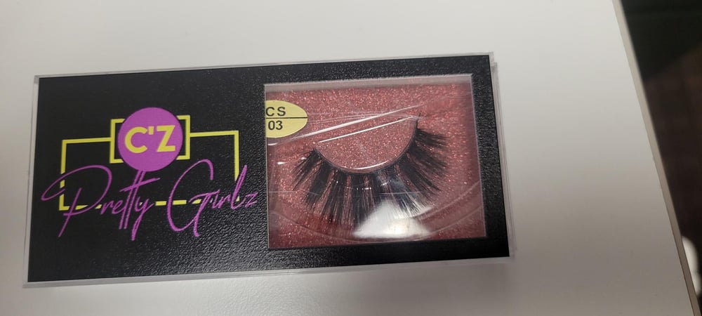 Image of EYELASHES-RUS