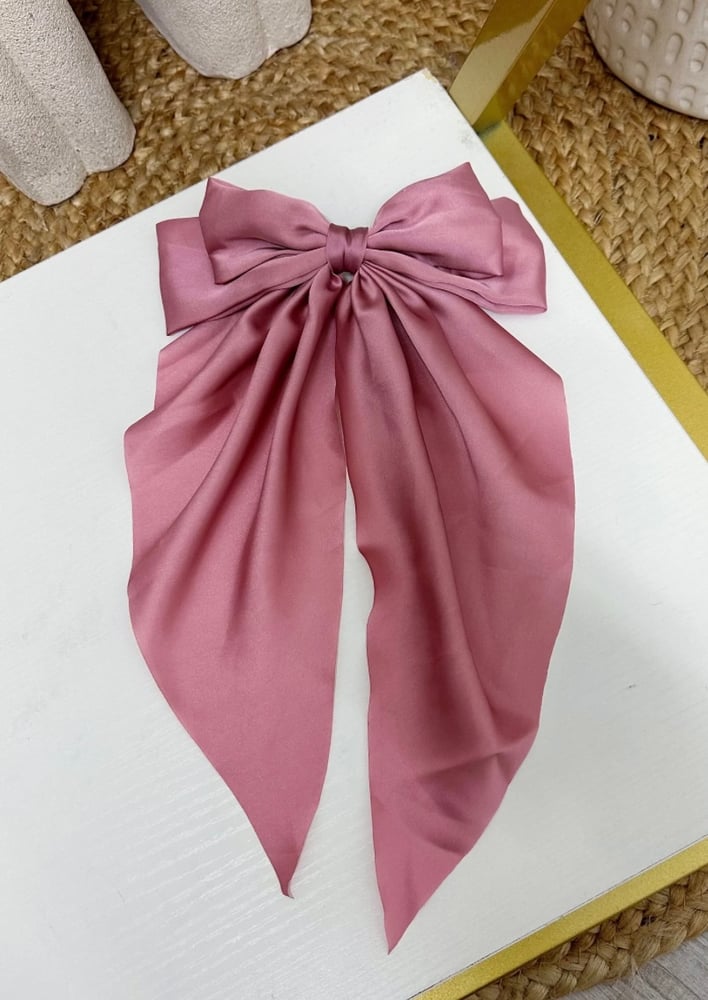 Image of Pink satin bow 