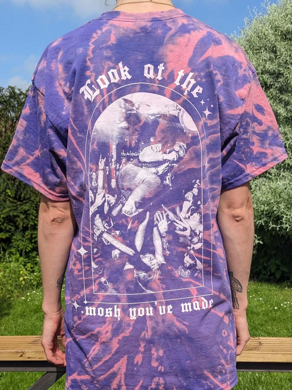 MOSH T SHIRT