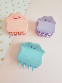 Image 2 of PRE-ORDER Blob Friend Mini Clip Set (3 colors)