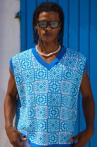 Image 1 of OVERSIZED V NECK CROCHET KNITTED TANK