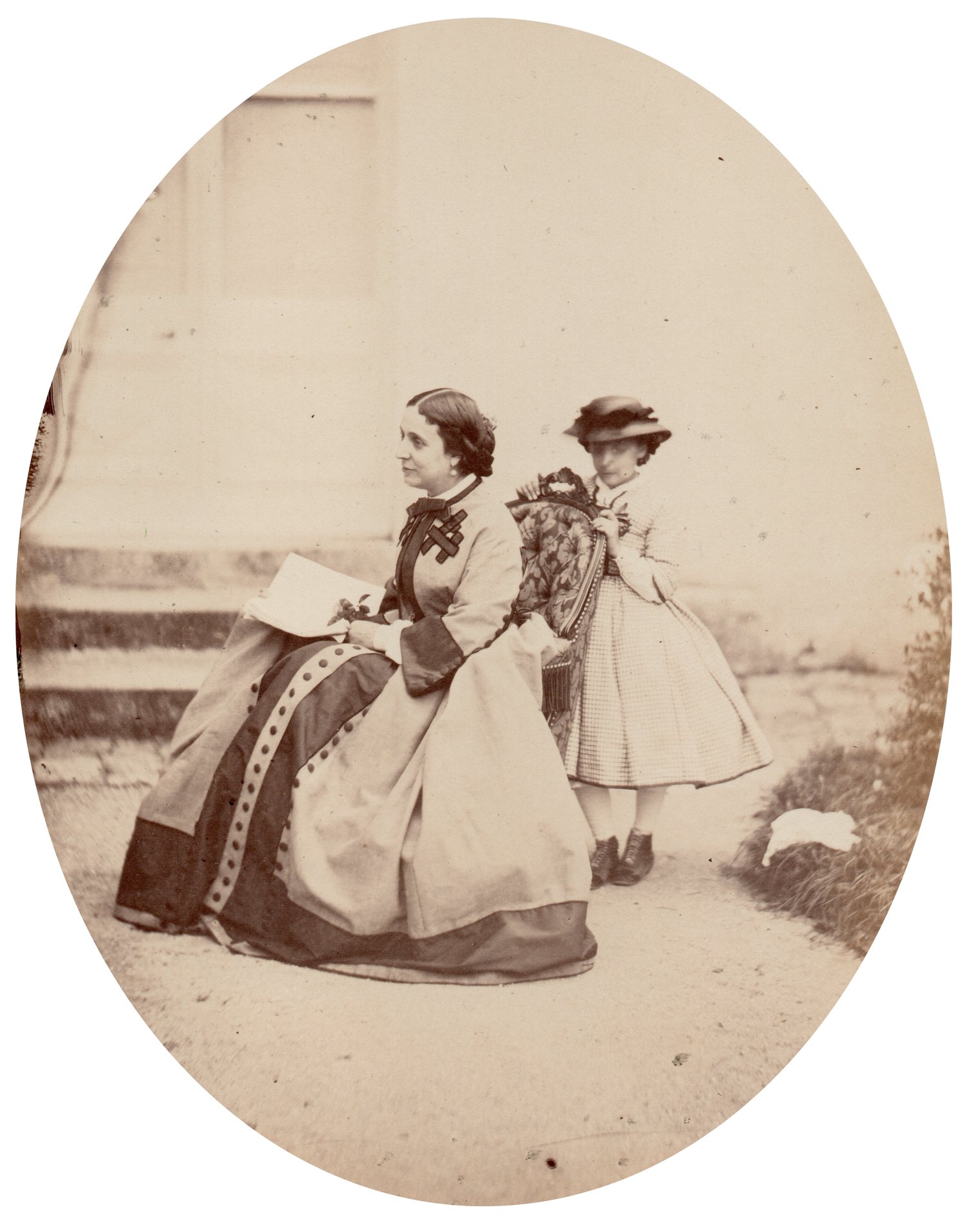 Image of Odart de Parigny: mother and daughter, France ca. 1861