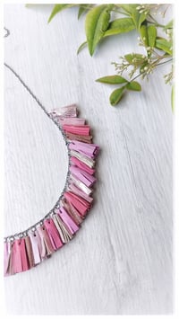 Image 5 of AFRODITE COLLIER - Shades of Pink