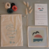 Image 2 of Kit de broderie — Embroidery Kit