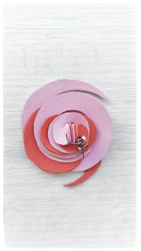Image 2 of CURLS earrings - RosaAranciata