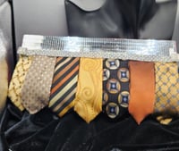 Tie'd Clutch