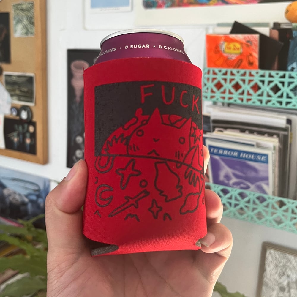 Image of Cussing Cat in Bed Drink Cozy