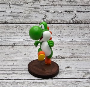 Yoshi Amiibo