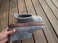 Image 2 of Natural home shoes with leather sole