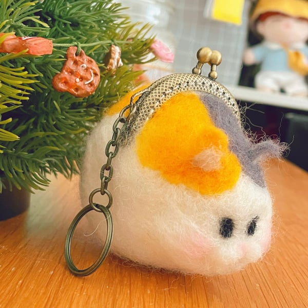 Image of Fat Cat FFXIV Felted Wallet