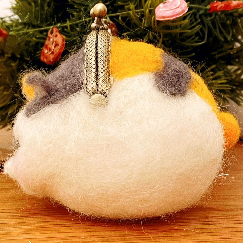 Image of Fat Cat FFXIV Felted Wallet