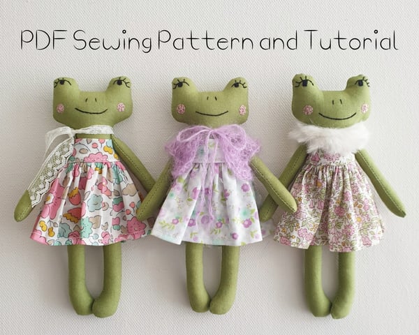 Image of Mini Frog Doll PDF Pattern and Tutorial 