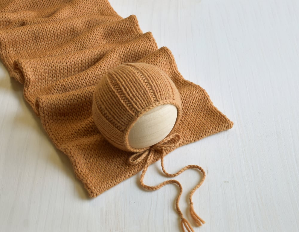 Image of Goldenrod Ribbed Bonnet & Wrap