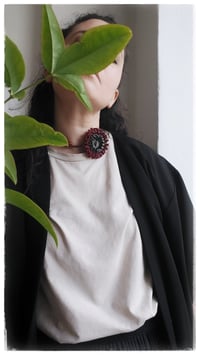 Image 5 of Anemone Basic Necklace - Rubino intenso