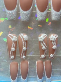 Image 3 of WHITE FRENCH GLITTER SET 