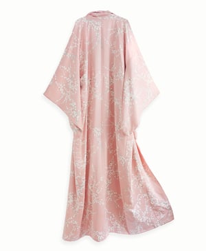 Image of Rosa kimono dame af silke med små sakurablomster