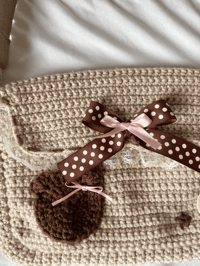 Image 2 of lacy beige bear messenger bag