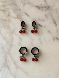 Image 1 of Carnelian Cherries (Black)