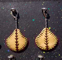 Image 1 of PENDIENTES CONCHA