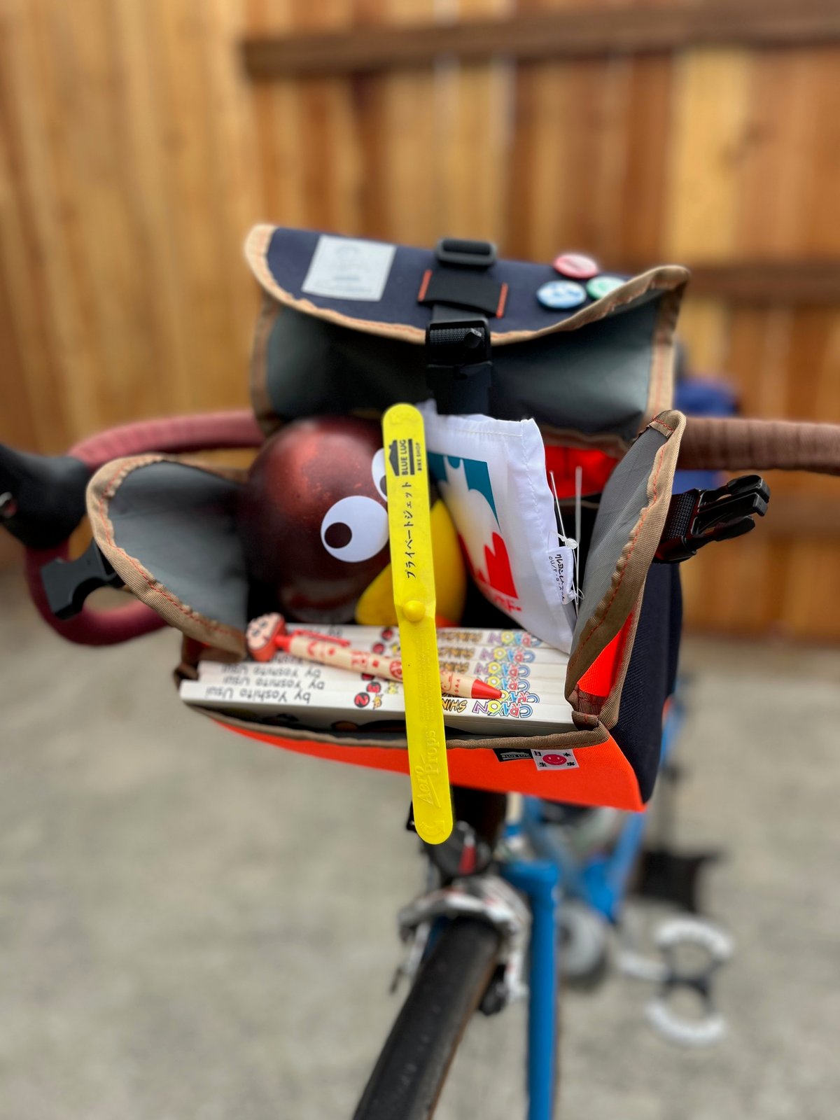 Bento Bag THE INCONVENIENCE STORE×BLUE LUG (Peace Sports Color Way