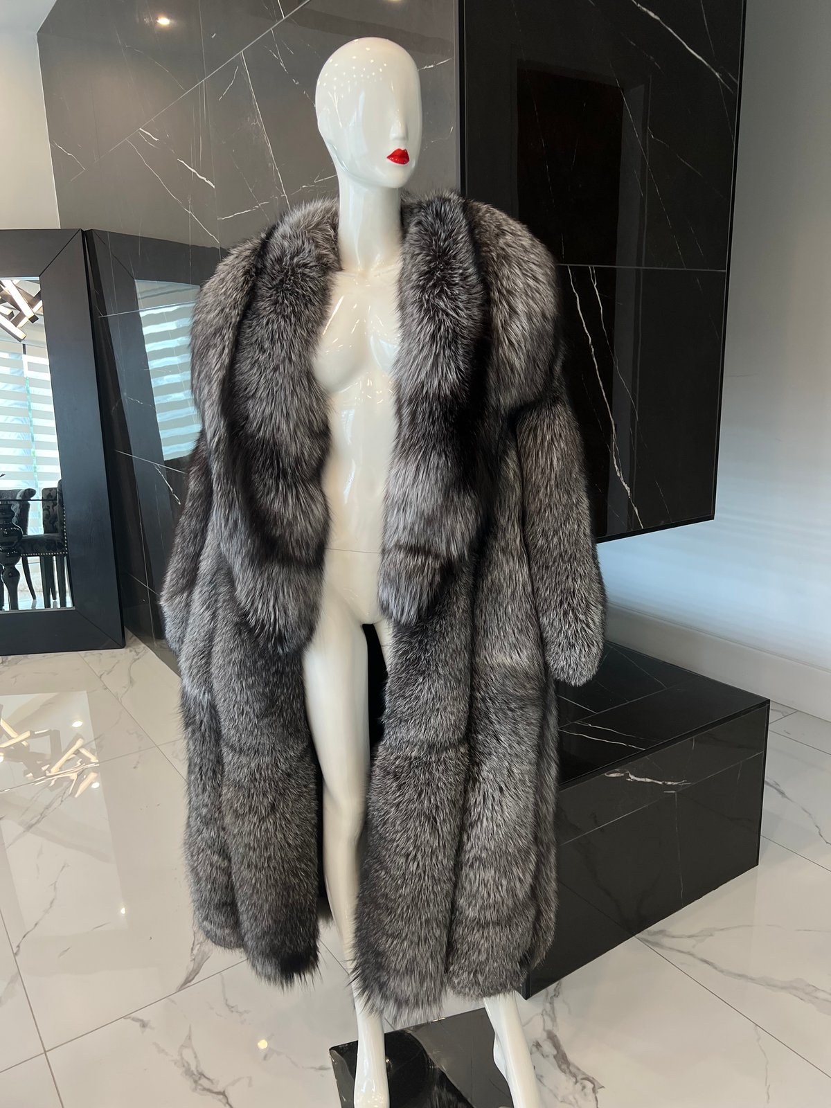 JERMANE 2in1 SILVER FOX COAT / istylebysonia