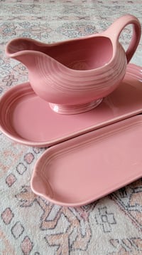 Image 1 of Peony colored gravy boat /set