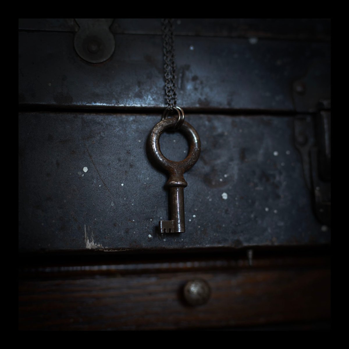 Large Circular Silver Distressed Key Necklace