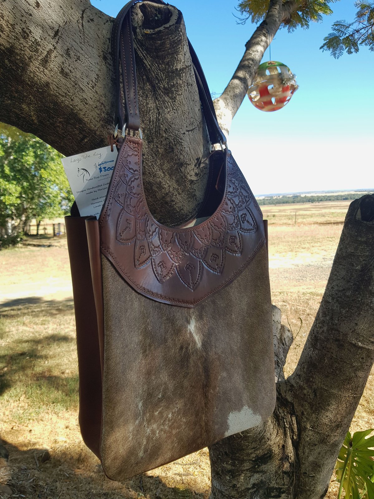 Image of Hide & Hermann Oak Large Tooled Tote