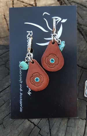 Image of Stunning Dangle Earrings