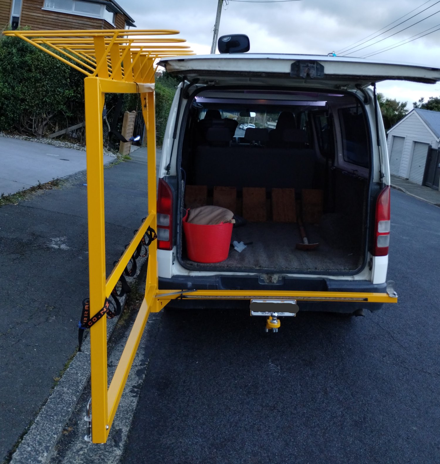 Swinging Rack System- Weapon of Mass Carrying | wmctrailtools