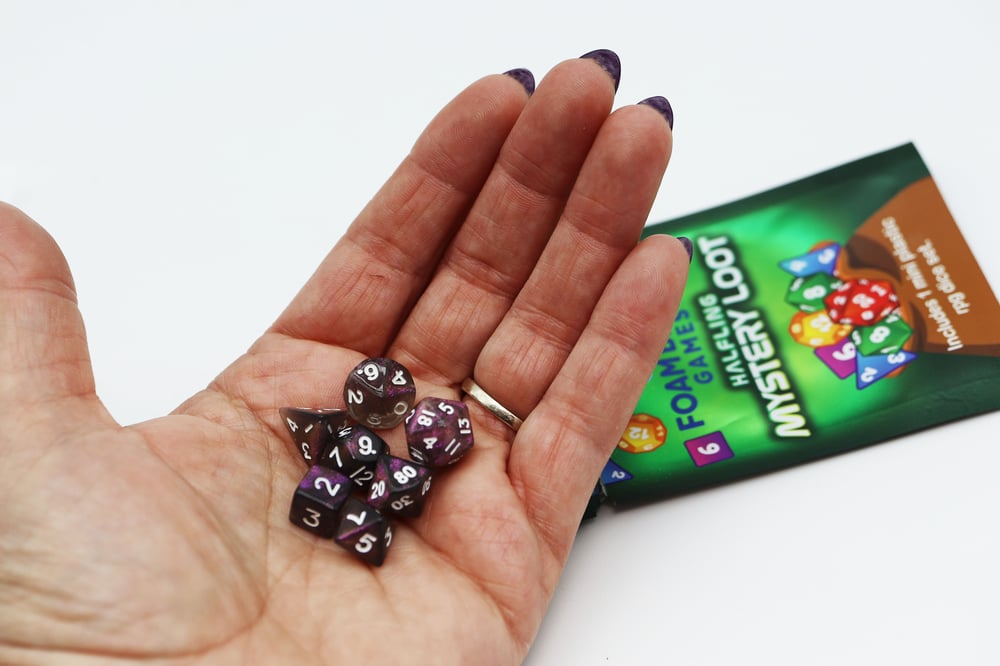 MYSTERY LOOT: HALFLING DICE