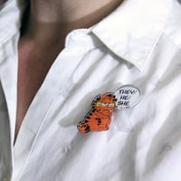 Image 3 of GARFIELD PRONOUN PINS