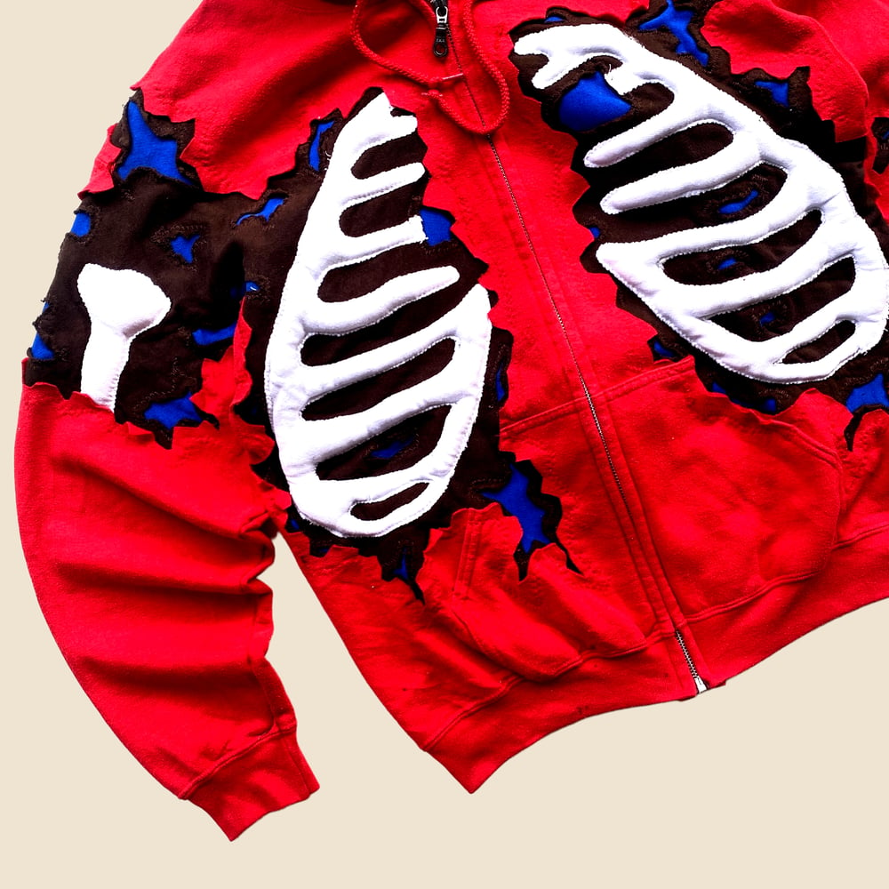 REWORKED CRACKED 3D PUFF SKELETON RED BROWN BLUE ZIPHOODIE SIZE M