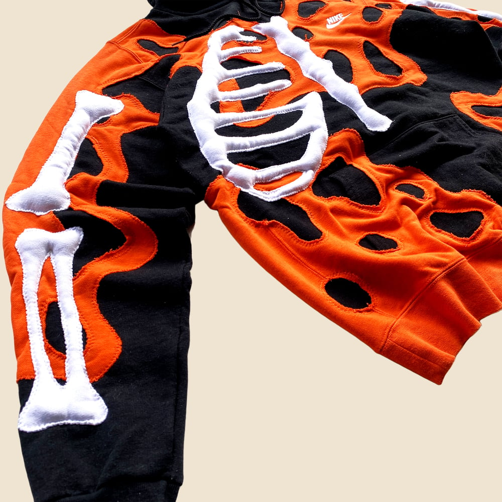 REWORKED NIKE HOLES 3D PUFF SKELETON HOODIE SIZE L