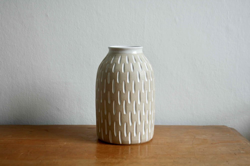 Image of LISCAR white vase