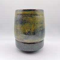 Image 1 of gold/black glitter cup