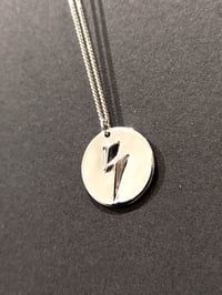 Image 2 of Silver 3D Lightning Bolt Circular Pendant and Chain (925 Silver)