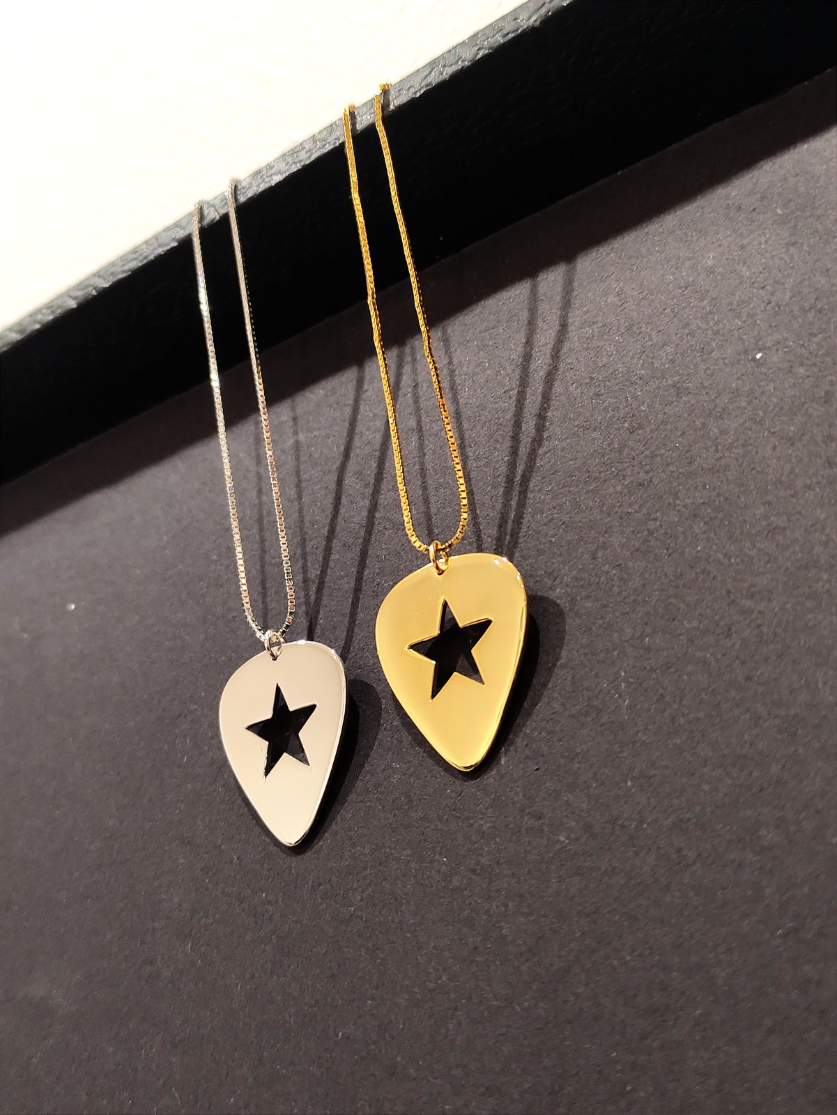 Silver Guitar Pick Star Pendant and Box Chain (925 Silver