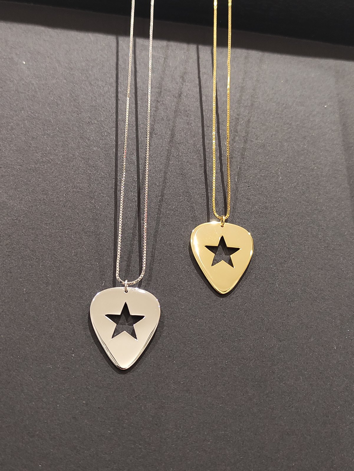 Gold Guitar Pick Star Pendant and Box Chain (925 Silver Gold Guitar Pick Star Pendant and Box Chain (925 Silver