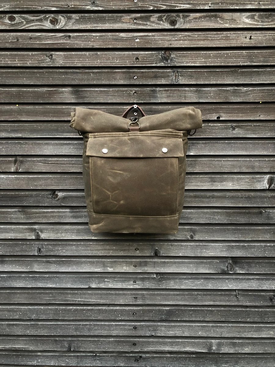 Image of Motorcycle bag with detachable cross body strap