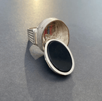 Image 3 of King's Ring (Ebony)